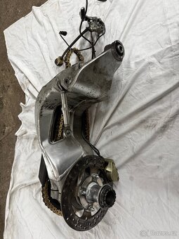 Kyvka Ducati 848,1098,1198 - 3