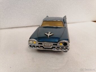 Retro Čínské auto na baterie. Ne Ites - 3