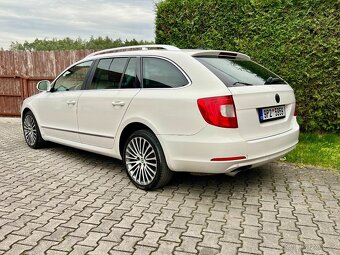 Škoda Superb 2,0 TDi L&K DSG PANORAMA  / 2013 - 3