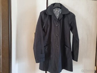 Jarní dámský černý kabát vel.36 - 3