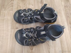 Chlapecké sandály Keen vel.38 - 3