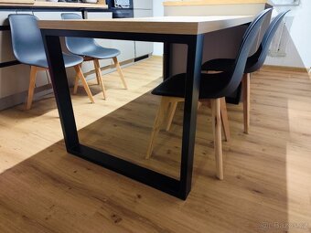 Jídelní stůl + 4x židle - 3