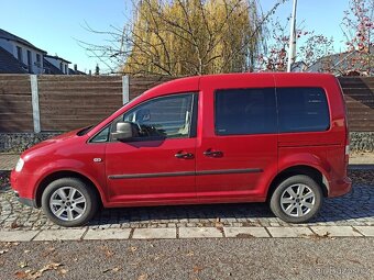 VW CADDY LIFE, 1,9 TDi, 77kW, rodinné auto - 3