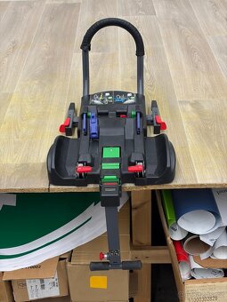 Základna pod autosedačku IsoFix - 3