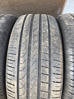 235/55 R18 100V - 3