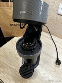 Kavovar na kapsle Nespresso Vertuo Next Dark Grey - 3