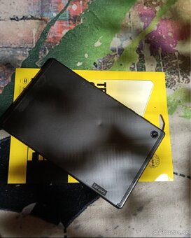 Lenovo tab M10 FHD Plus - 3