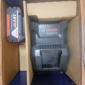 Starovaci sada BOSCH 1 X GBA 18V 4.0Ah+ GAL 18V-40 - 3