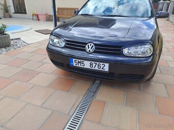 Volkswagen Golf IV 1.6 - 3