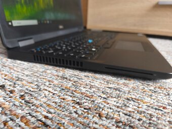 Notebook Dell Latitude E5570  2,4GHz, 16GB RAM, 256GB SSD - 3