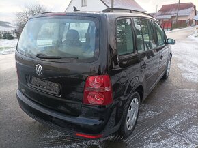 Volkswagen Touran - 3