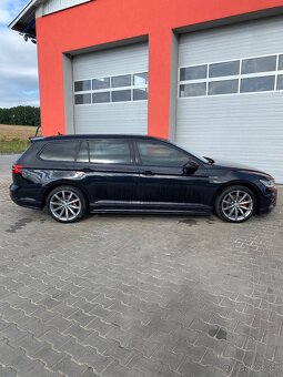 Volkswagen Passat B8 Variant R-line 2.0 tdi - 3