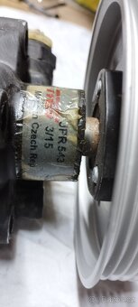 Servočerpadlo VW T5 a T6 s novou řemenicí - 3