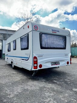 Adria Adora 563 PU ~ Královská postel - 3