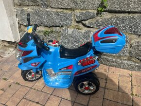Detska elektricka trojkolka hraci - 3