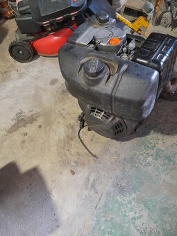 Motor Diesel Lomabrdini 15LD400B1 na opravu - 3