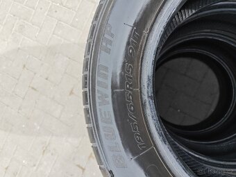 Zimní pneu Superia Bluewin 195/65 R15 Sada 4x - 3