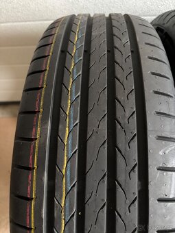 Letní pneu Continental 215/60 R18 - 3