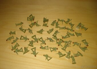 Staré figurky vojáků - 3