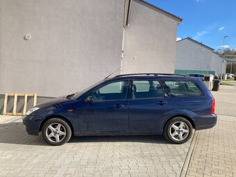 Ford Focus 2004 - 3