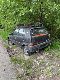 Daihatsu charade - 3