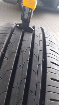 Prodám 2 x letní pneu Continental 215/55/17 - 3