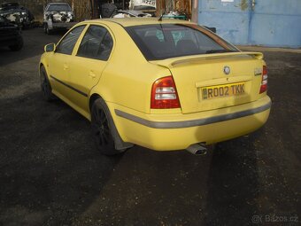 Skoda Octavia RS Zluta - 3