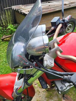 SUZUKI Bandit 600 - 3