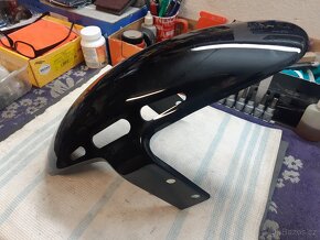 Prodám doplnkový přední blatník Harley davidson breakout - 3