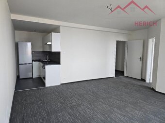 Pronájem bytu 2+kk, rekonstrukce, 50 m2, Žižkovo náměstí - A - 3