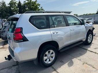 Toyota Landcruiser 2.8d 4x4. 2020 71TKM motor start - 3