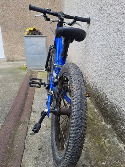 Dětské kolo KUbikes 16 + stojanek - 3
