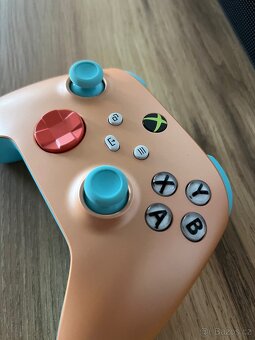 Xbox ovladač - 3