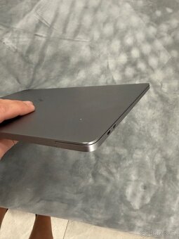 Apple MacBook Pro 16 2019, 16GB, 512 GB HDD, Intel UHD - 3