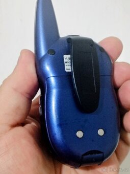 vysílačky & dobíjecí stojánek + nabíječka - 3