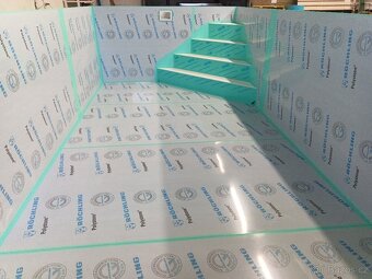 Prodám nový plastový bazén 6x3x1,5m - 3