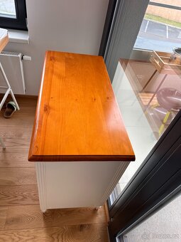 2x Bílá komoda z masivu SOB nábytek Swedish Blond - 3