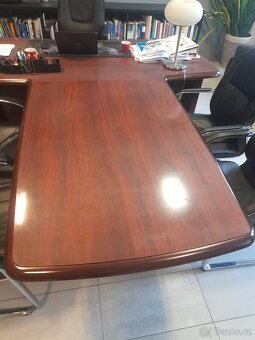 Kancelářský stůl - 3