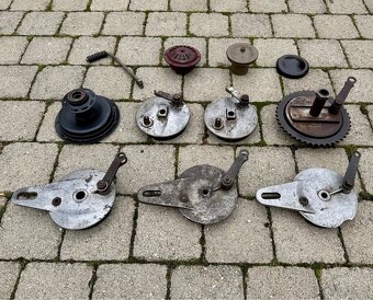 ČZ 125 B T 125 150 C - díly - 3