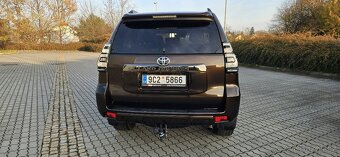 TOYOTA LANDCRUISER() 2.8 D-4D 150 kW Executive AT 5dv. - 3