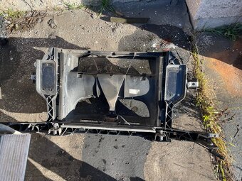 Chladičová stěna (čelo) BMW E87 - 3