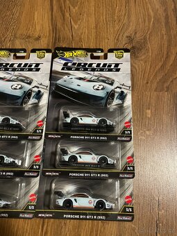 Porsche 911 GT3 R Hotwheels - 3