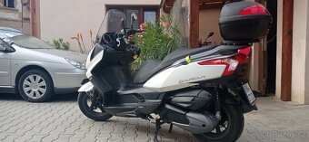 Kymco 300 i ABS - 3
