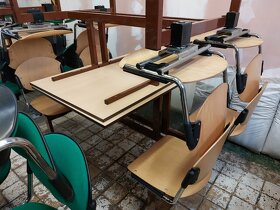 Stůl s otočnými židlemi - 3