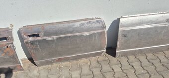Tatra 613 chromka rok 1979 - sada dveri - 3