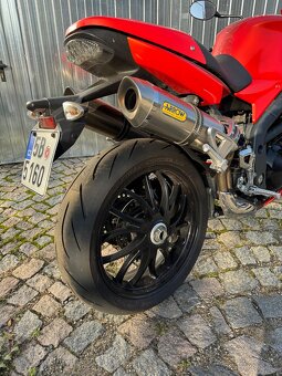 Triumph Speed Triple 1050 - 3