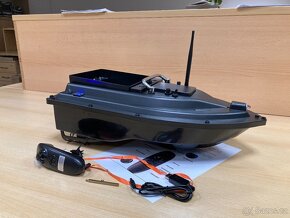 NOVÁ zavážecí loďka na ryby - SILNÁ BATERIE 10000mAh - 3