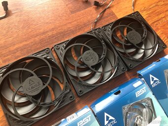 ARCTIC P12 Slim PWM PST - 3