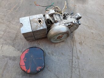 Motor na moped Babetta 207 - 3