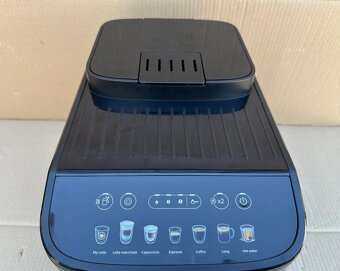 Automatický kávovar DeLonghi Magnifica Evo - 3